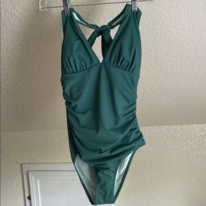 Cupshe women’s size medium swim suit